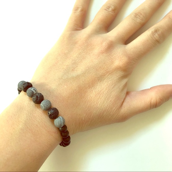 Oil Diffusing Bracelet - Picture 2 of 4